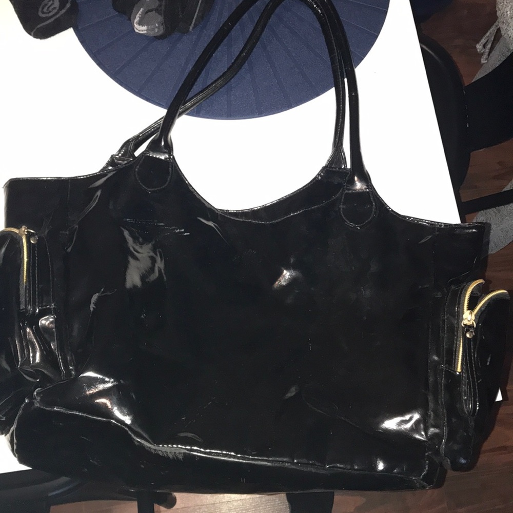 Black shoulder tote bag